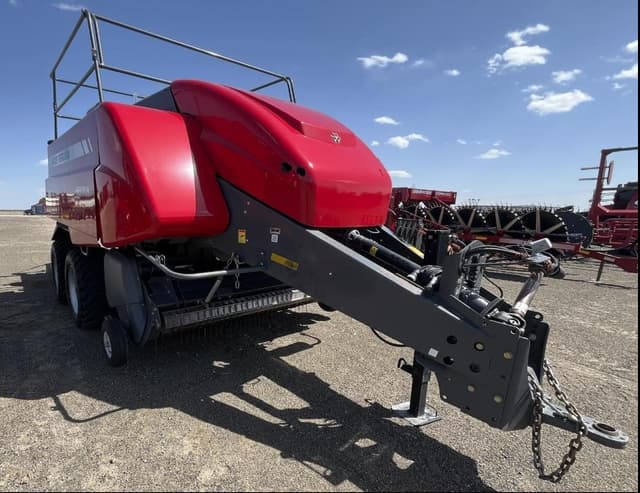 Image of Massey Ferguson 2270XD equipment image 1