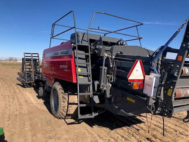 Image of Massey Ferguson 2270XD equipment image 2