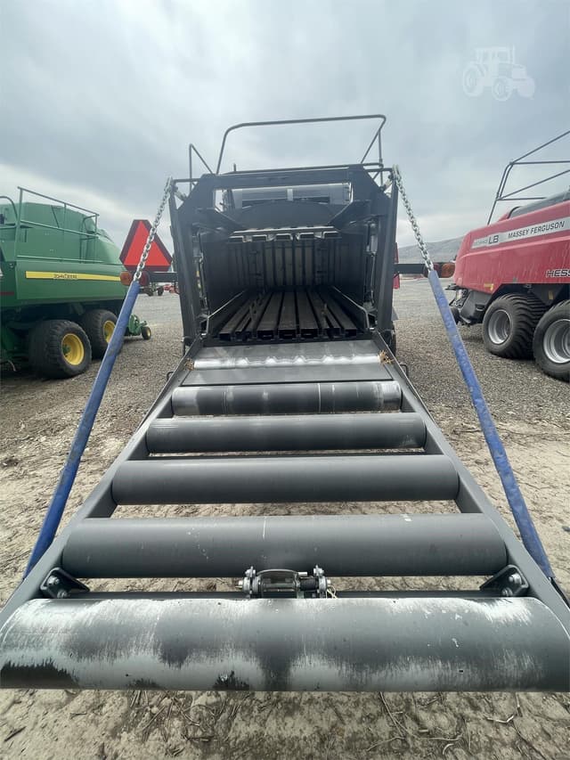 Image of Massey Ferguson 2270XD equipment image 3