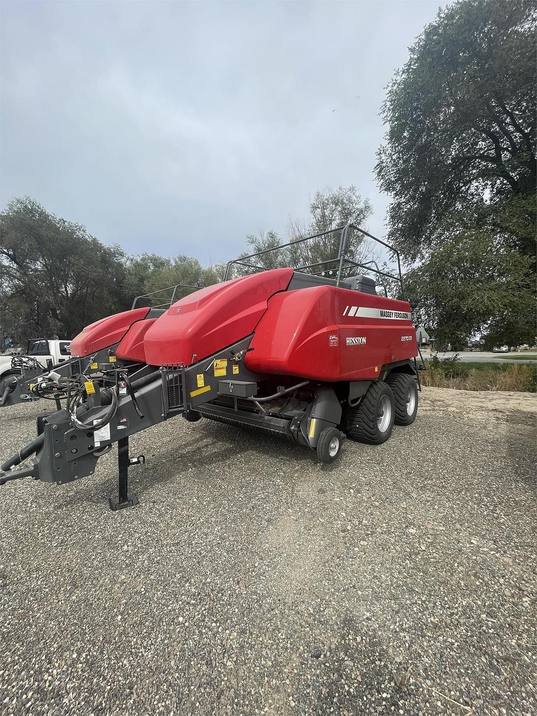 Image of Massey Ferguson 2270XD Primary image