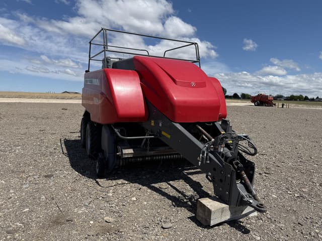 Image of Massey Ferguson 2270XD equipment image 1