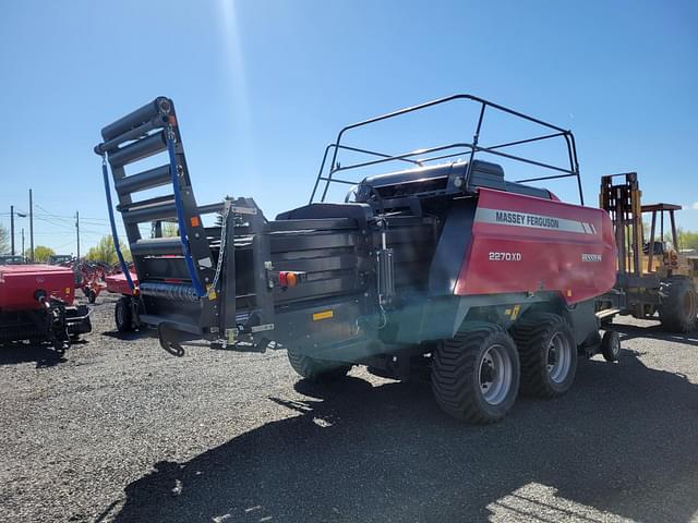 Image of Massey Ferguson 2270XD equipment image 2