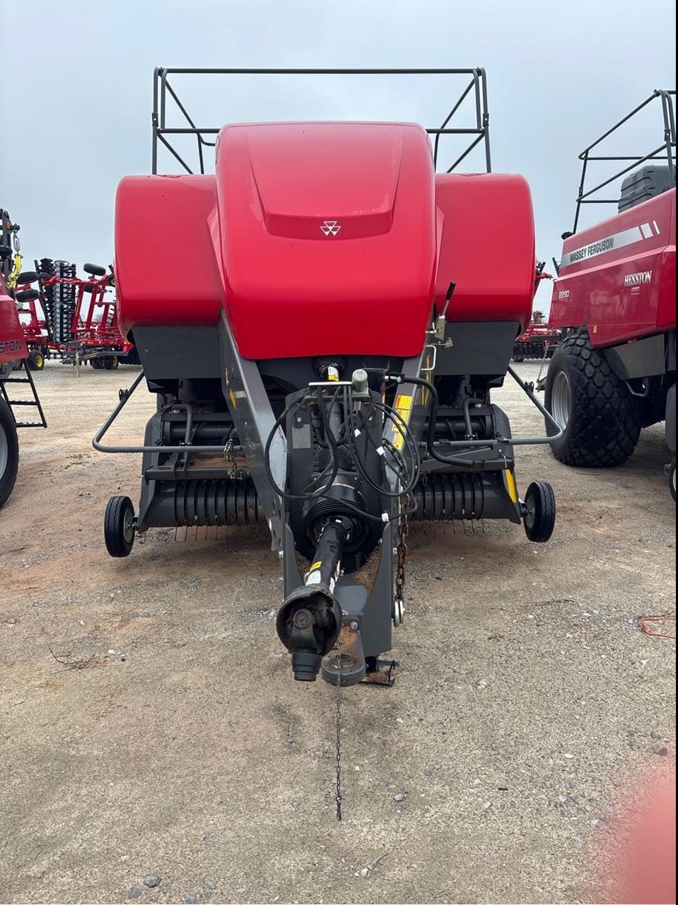 2022 Massey Ferguson 2290 Equipment Image0