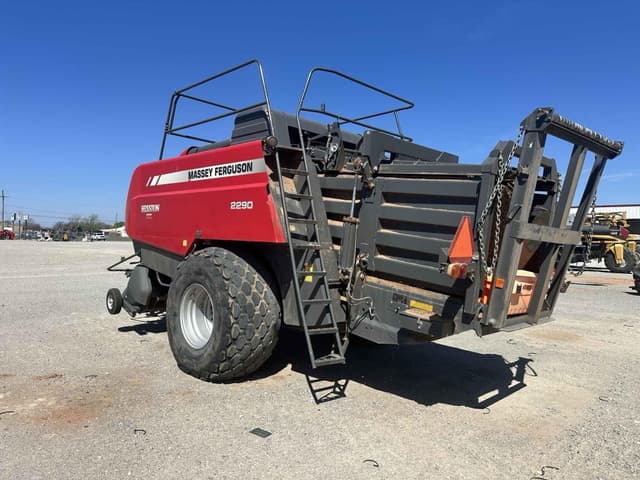 Image of Massey Ferguson 2290 equipment image 4