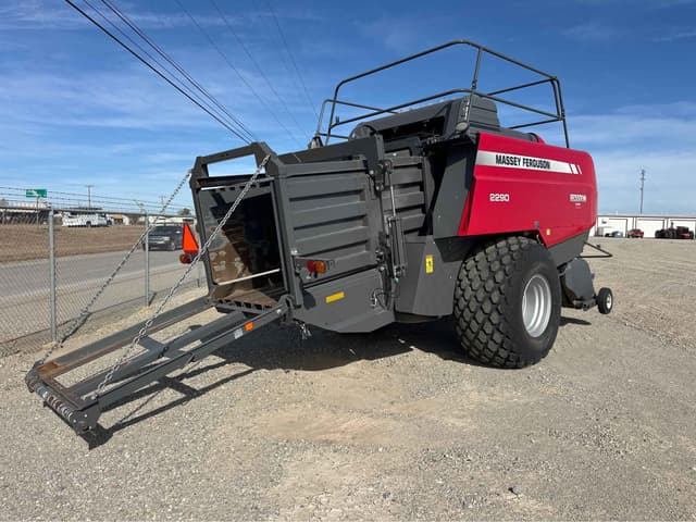 Image of Massey Ferguson 2290 equipment image 3