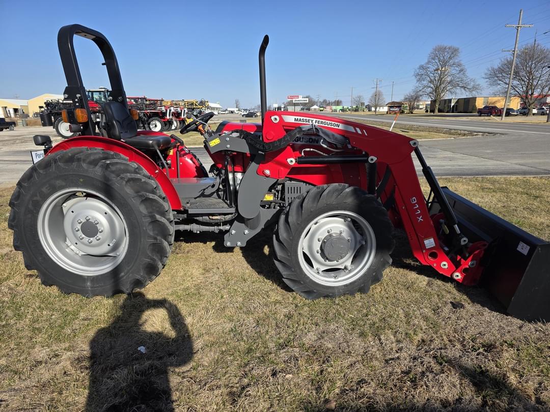 Image of Massey Ferguson 2605H Primary image