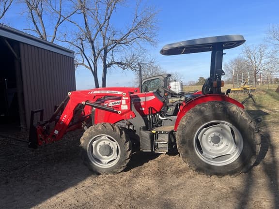 Image of Massey Ferguson 2606H equipment image 4