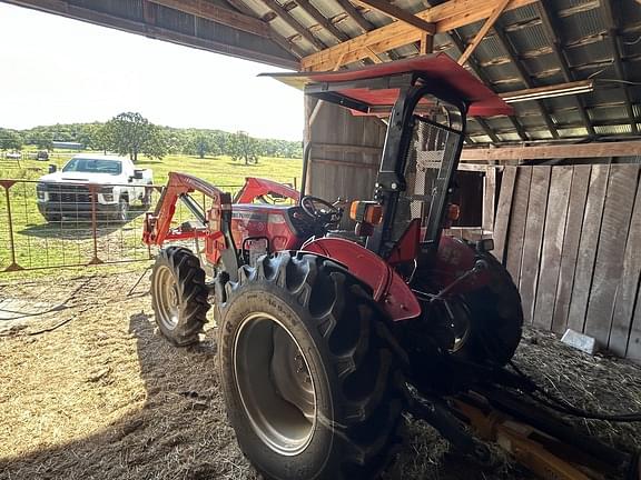 Image of Massey Ferguson 2607H equipment image 1