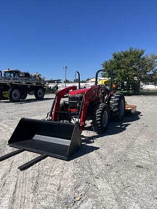 Image of Massey Ferguson 2607H equipment image 1