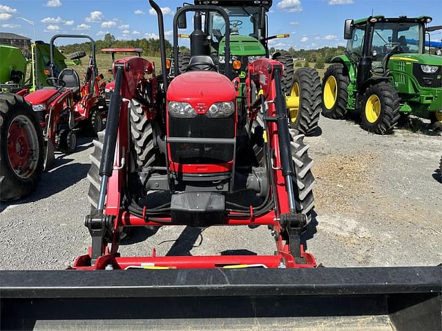 Image of Massey Ferguson 2607H equipment image 1