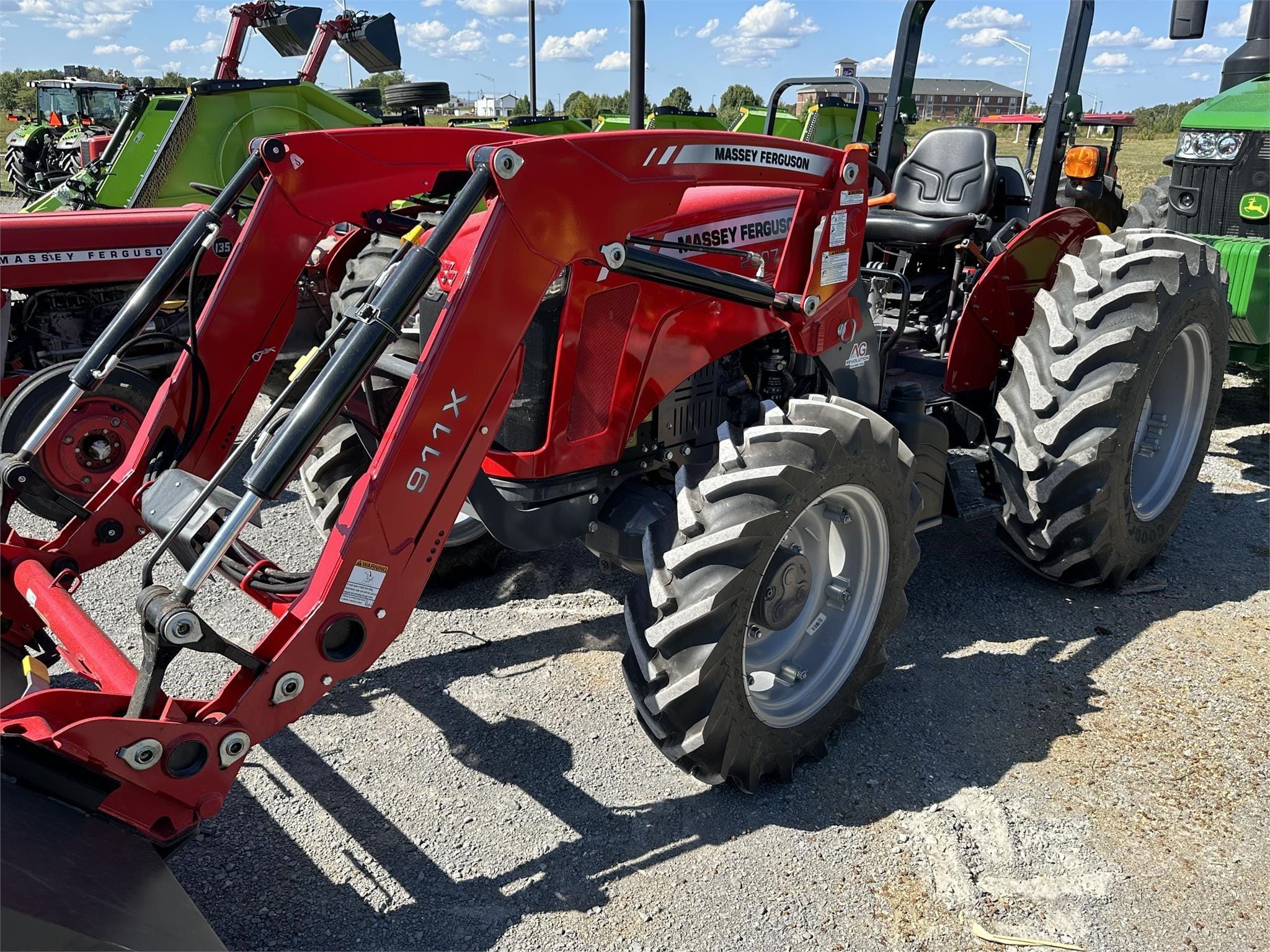 Main image Massey Ferguson 2607H