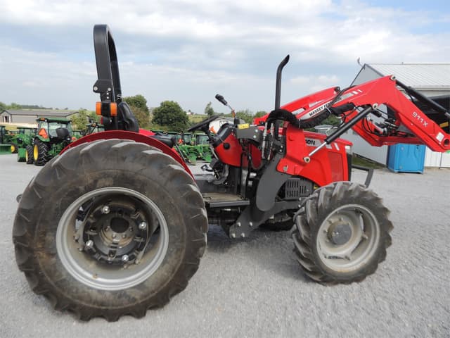 Image of Massey Ferguson 2607H equipment image 3