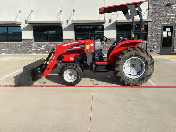 2022 Massey Ferguson 2850E Equipment Image0
