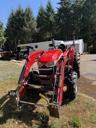 Image of Massey Ferguson 2850E equipment image 2