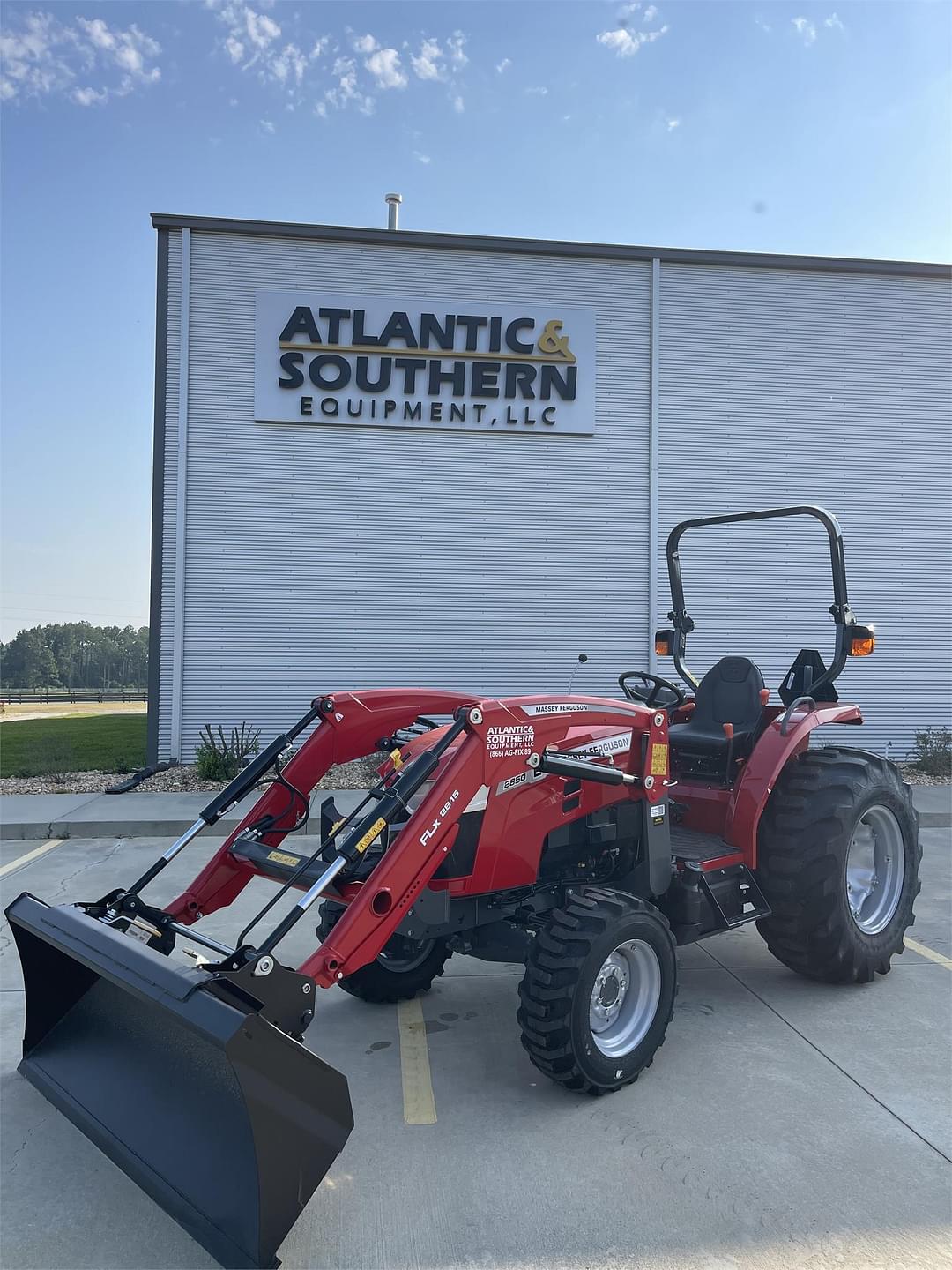 Image of Massey Ferguson 2850E Primary image