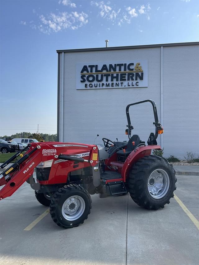 Image of Massey Ferguson 2850E equipment image 2