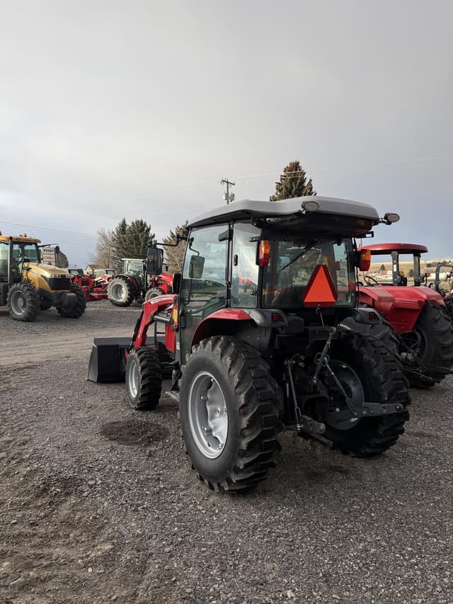 Image of Massey Ferguson 2850M equipment image 3