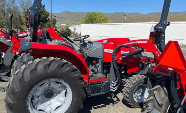 Image of Massey Ferguson 2850M equipment image 3