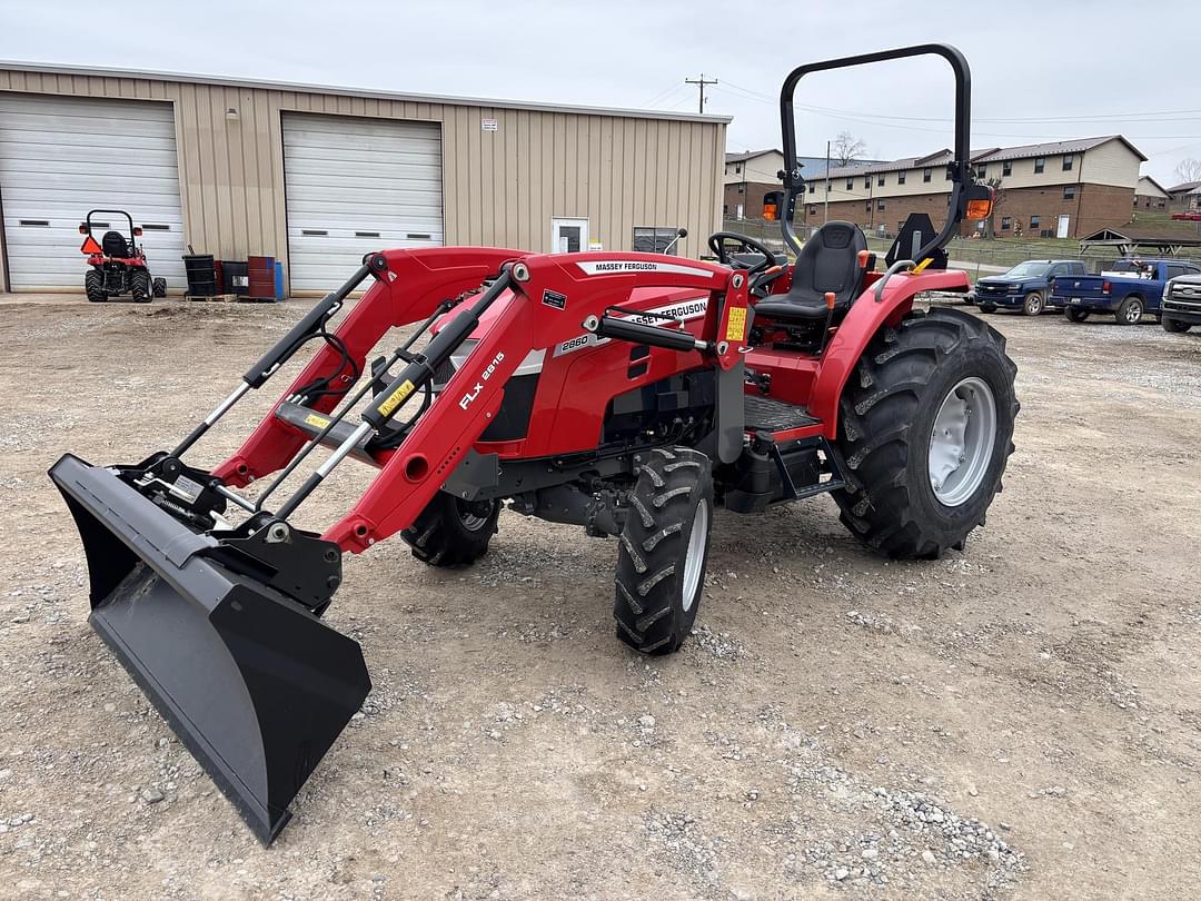 Image of Massey Ferguson 2860E Image 0