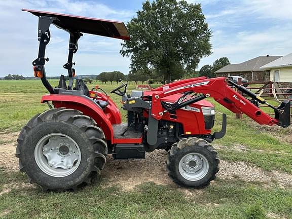 Image of Massey Ferguson 2860E equipment image 4