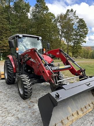 Image of Massey Ferguson 2860M equipment image 2