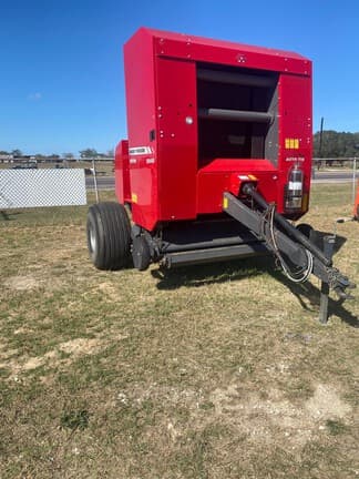 Image of Massey Ferguson 2946 equipment image 1