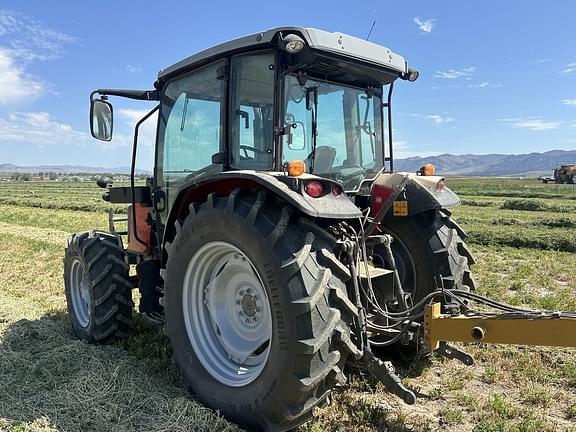 Image of Massey Ferguson 4707 equipment image 4