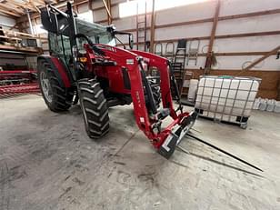 Main image Massey Ferguson 4707 3