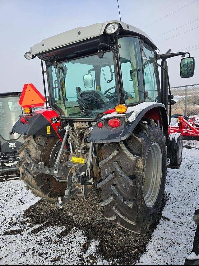 Image of Massey Ferguson 4707 equipment image 1