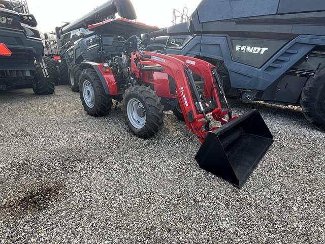 Image of Massey Ferguson 4707 equipment image 3