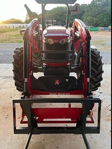 Image of Massey Ferguson 4707 equipment image 1