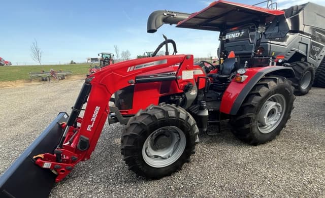 Image of Massey Ferguson 4707 equipment image 4