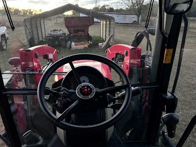 Image of Massey Ferguson 4707 equipment image 2