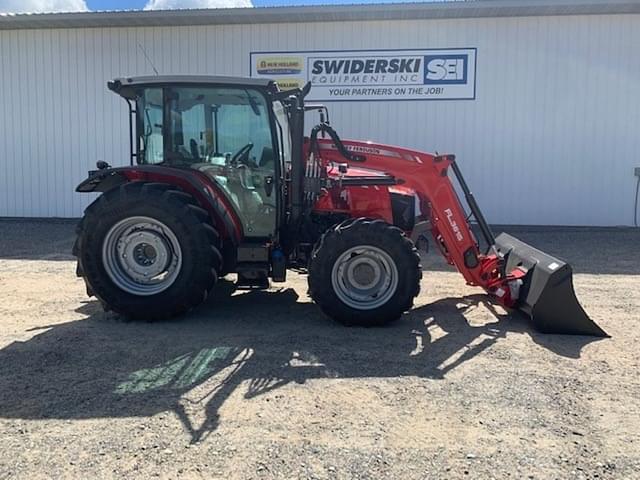 Image of Massey Ferguson 4709 equipment image 3