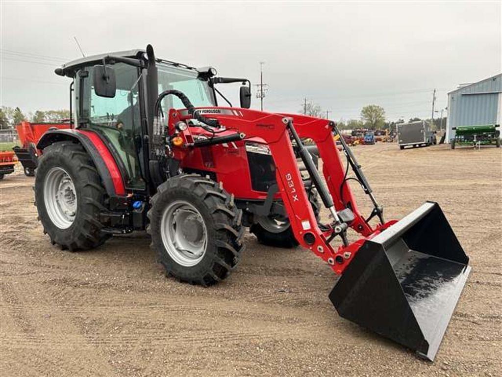 Image of Massey Ferguson 4709 Primary Image