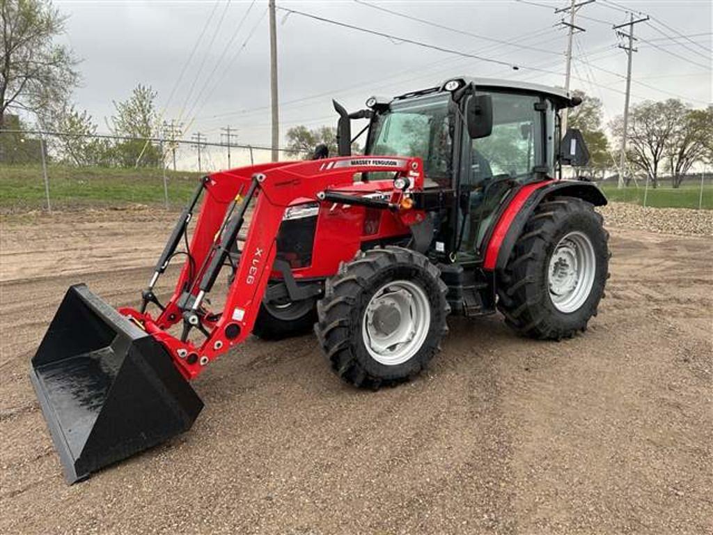 Image of Massey Ferguson 4709 Image 0