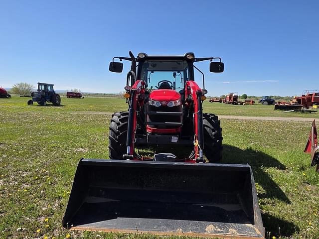 Image of Massey Ferguson 4710 equipment image 2