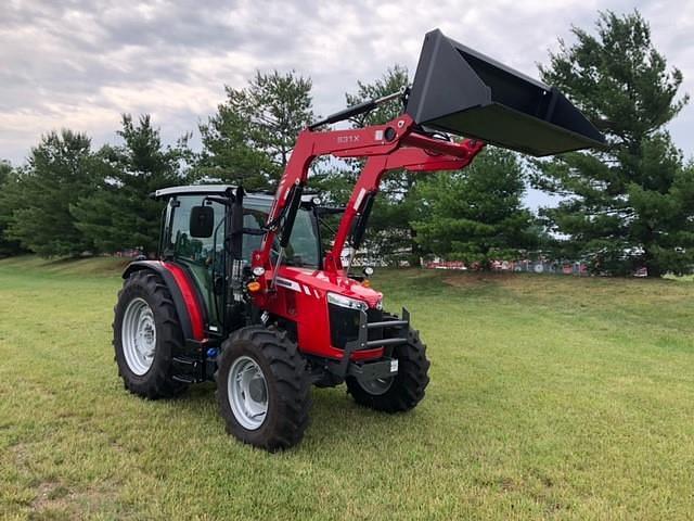 Image of Massey Ferguson 4710 equipment image 2