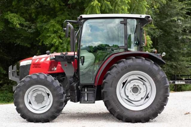 Image of Massey Ferguson 4710 equipment image 1