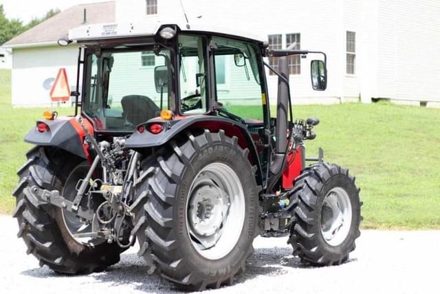 Image of Massey Ferguson 4710 equipment image 4