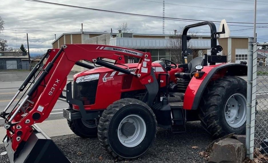 Image of Massey Ferguson 4710 Primary image