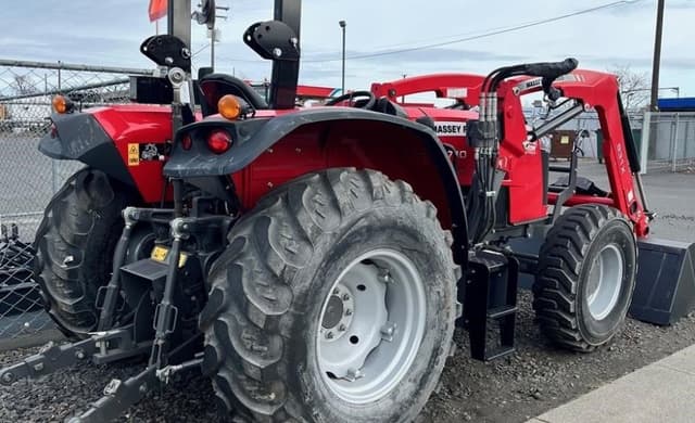 Image of Massey Ferguson 4710 equipment image 2