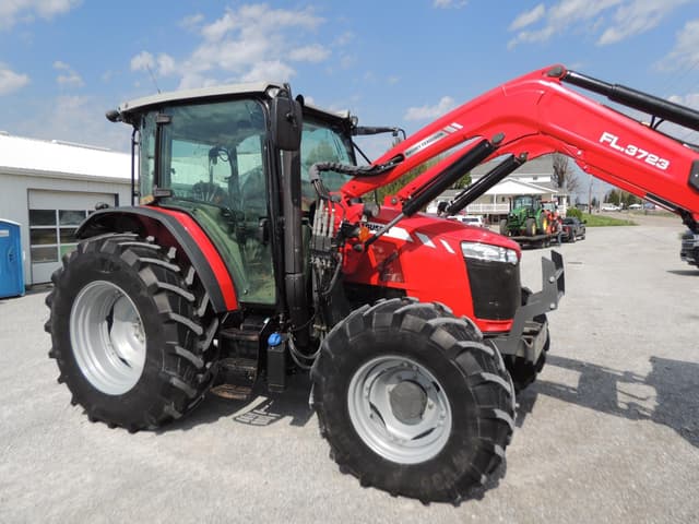 Image of Massey Ferguson 5710 equipment image 2