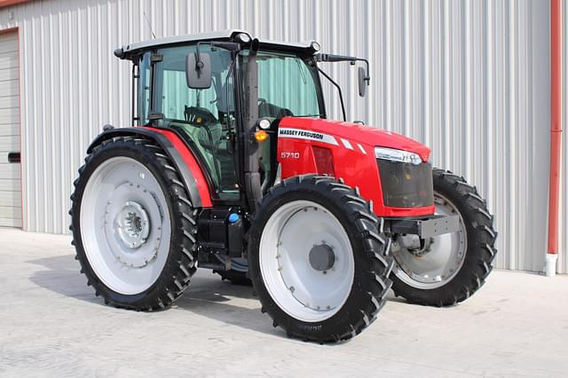 Image of Massey Ferguson 5710 equipment image 4