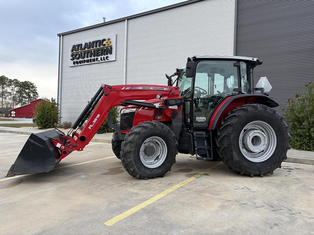 Image of Massey Ferguson 5711 Image 0