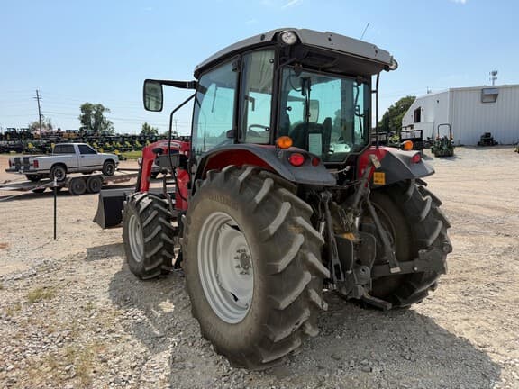 Image of Massey Ferguson 6712 equipment image 4