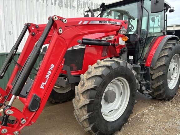 Image of Massey Ferguson 6713 equipment image 3