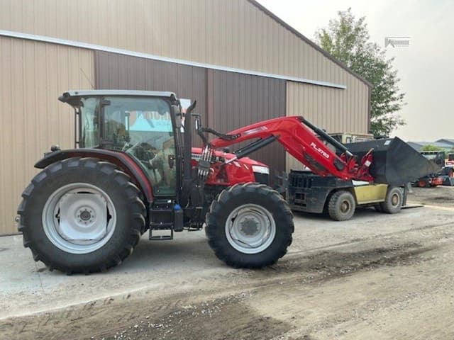 Image of Massey Ferguson 6713 equipment image 2