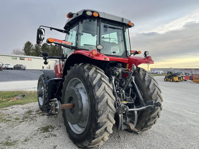 Image of Massey Ferguson 7724S equipment image 4