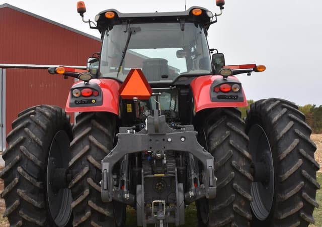 Image of Massey Ferguson 8730S equipment image 4